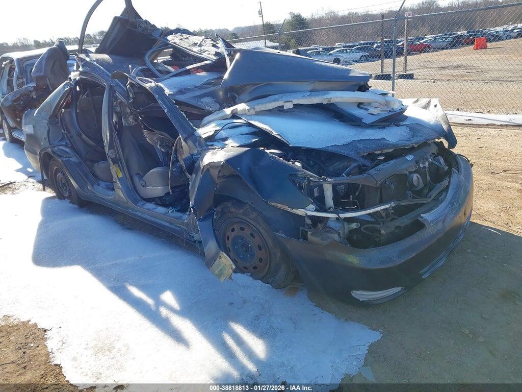 4T1BE30K64UA33935 2004 TOYOTA CAMRY photo no. 1