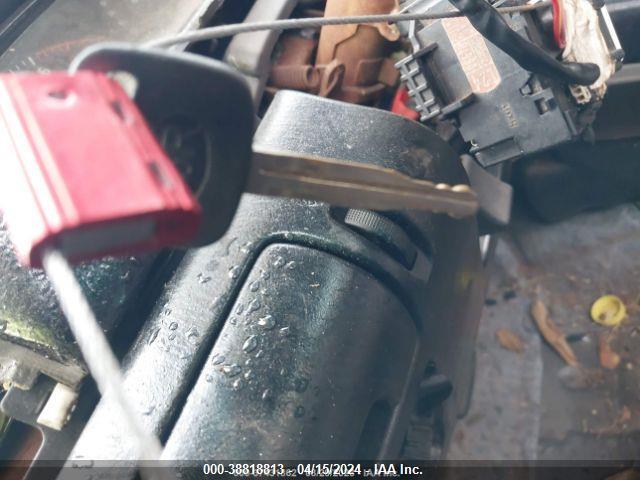 4T1BE30K64UA33935 2004 TOYOTA CAMRY photo no. 11