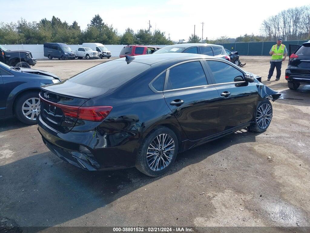 3KPF54AD0PE593333 2023 KIA FORTE photo no. 4