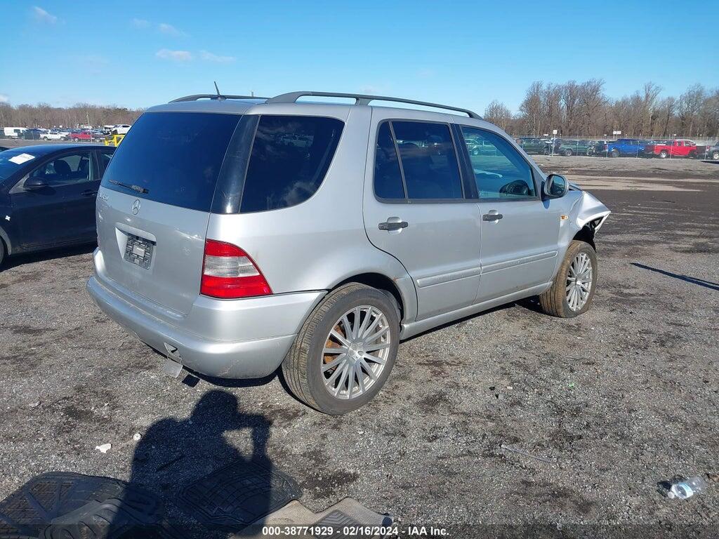 4JGAB54E41A232075 2001 MERCEDES-BENZ ML 320 photo no. 4