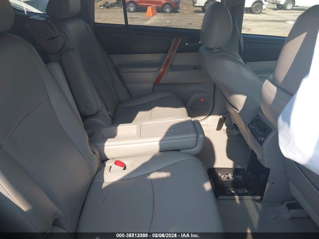 5TDDK3EH7AS011975 2010 TOYOTA HIGHLANDER photo no. 8