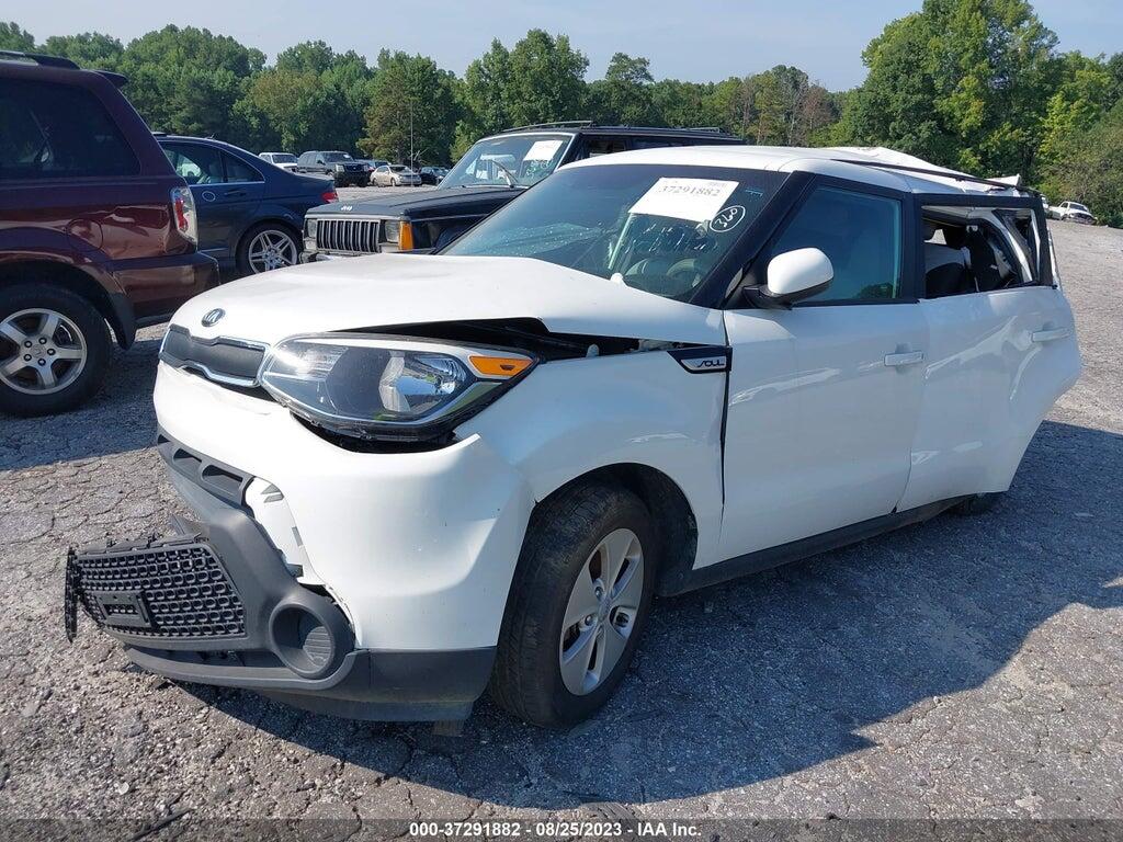 KNDJN2A24G7384335 2016 KIA SOUL photo no. 2