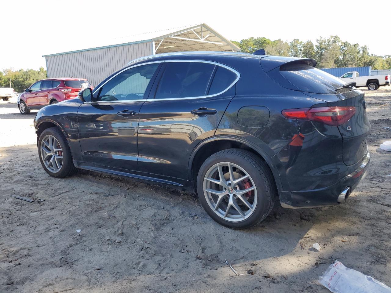 2021 ALFA ROMEO STELVIO TI — Фото 2 из 14