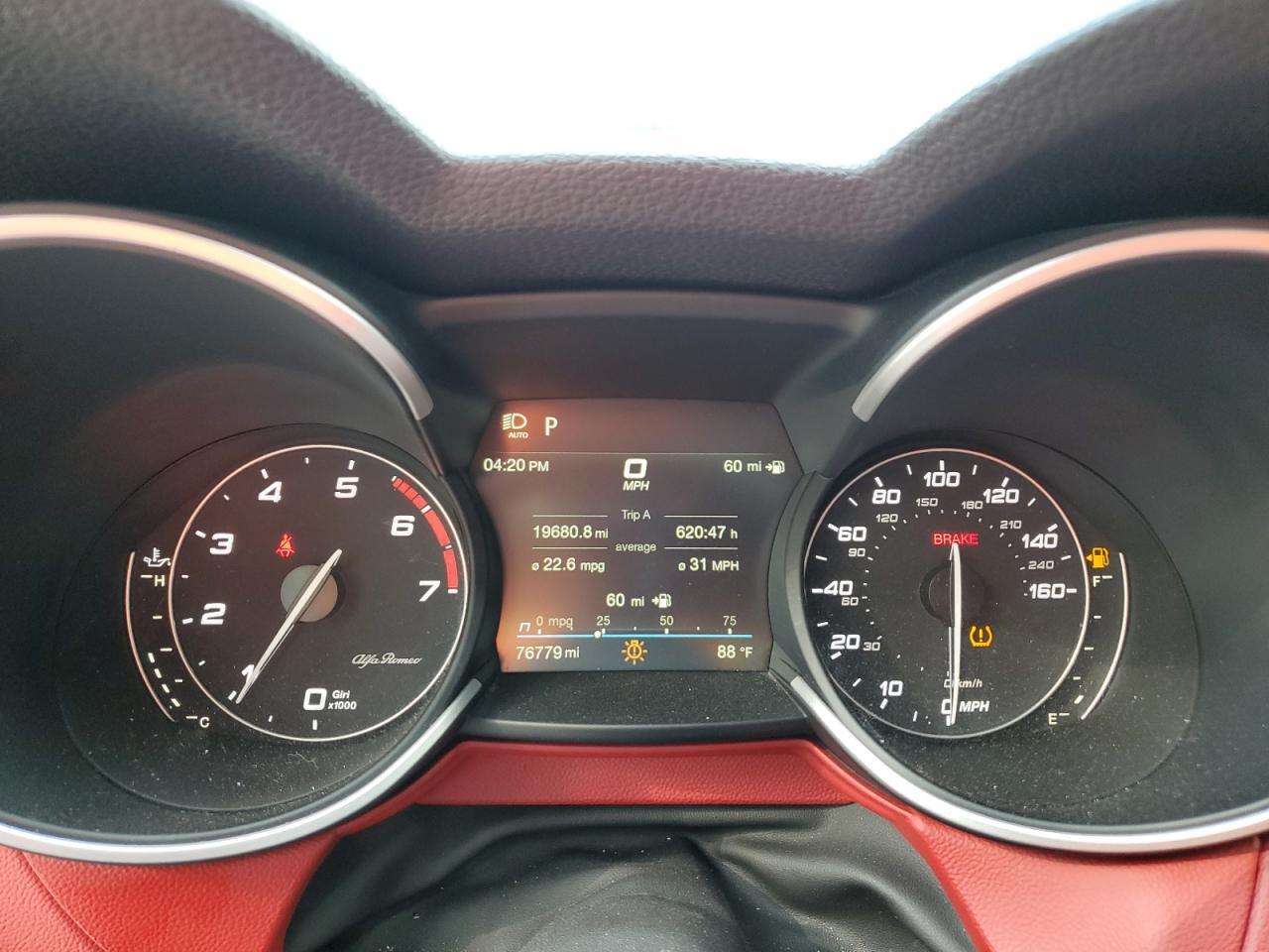 2021 ALFA ROMEO STELVIO TI — Фото 9 из 14