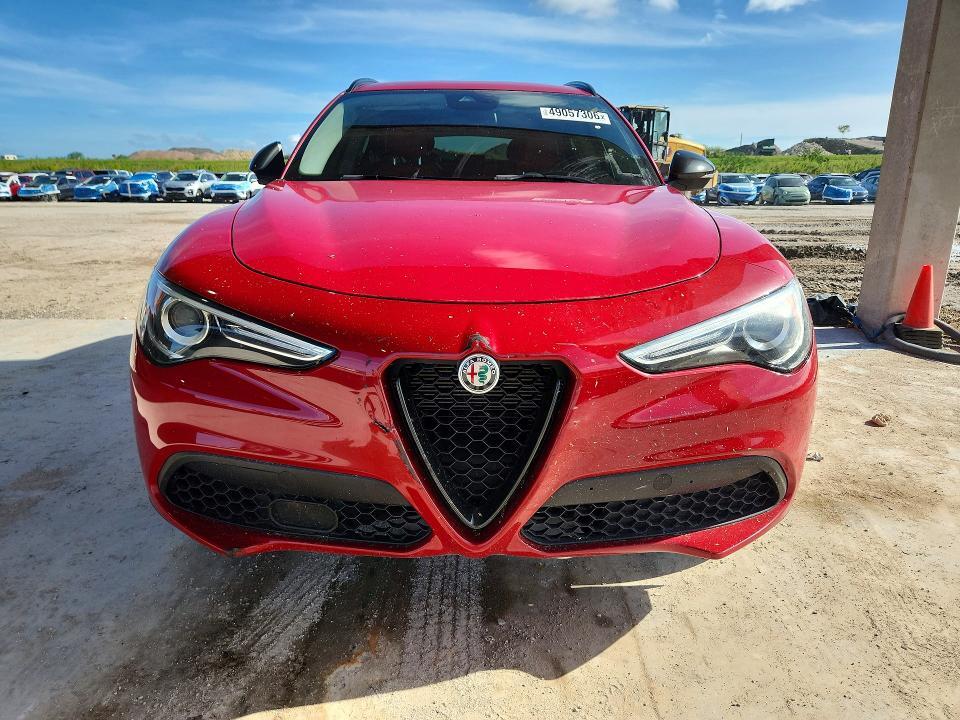 2021 ALFA ROMEO STELVIO SPORT — Фото 5 из 14