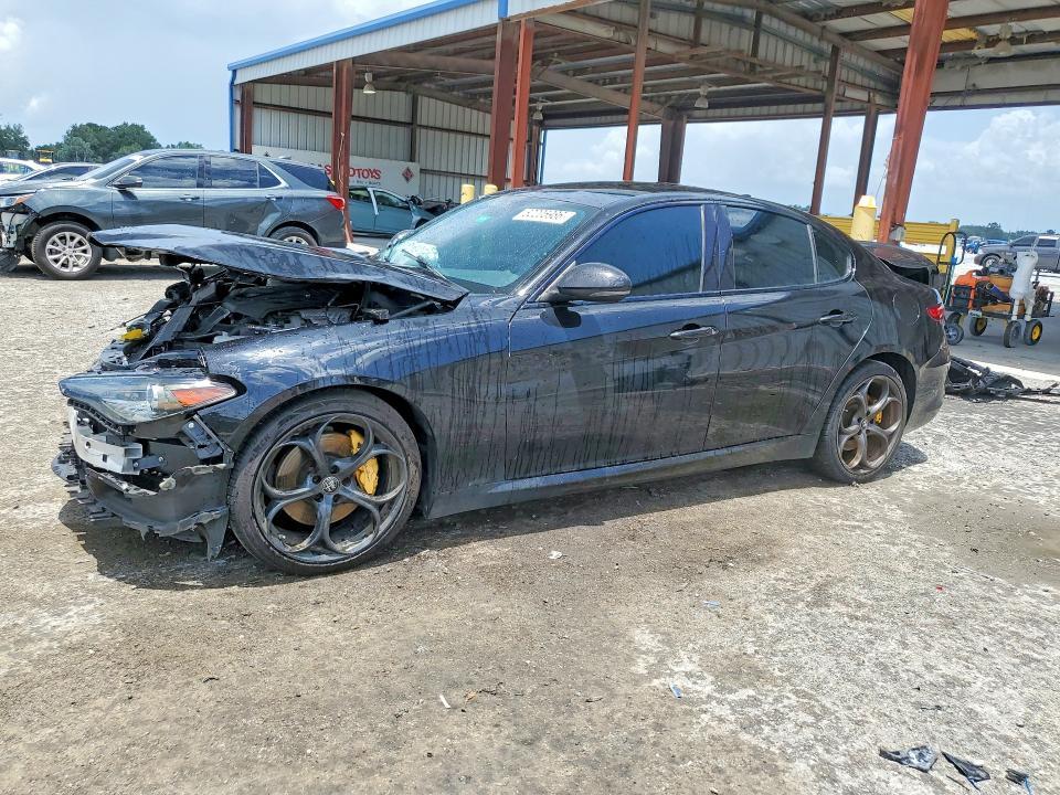 2021 ALFA ROMEO GIULIA TI