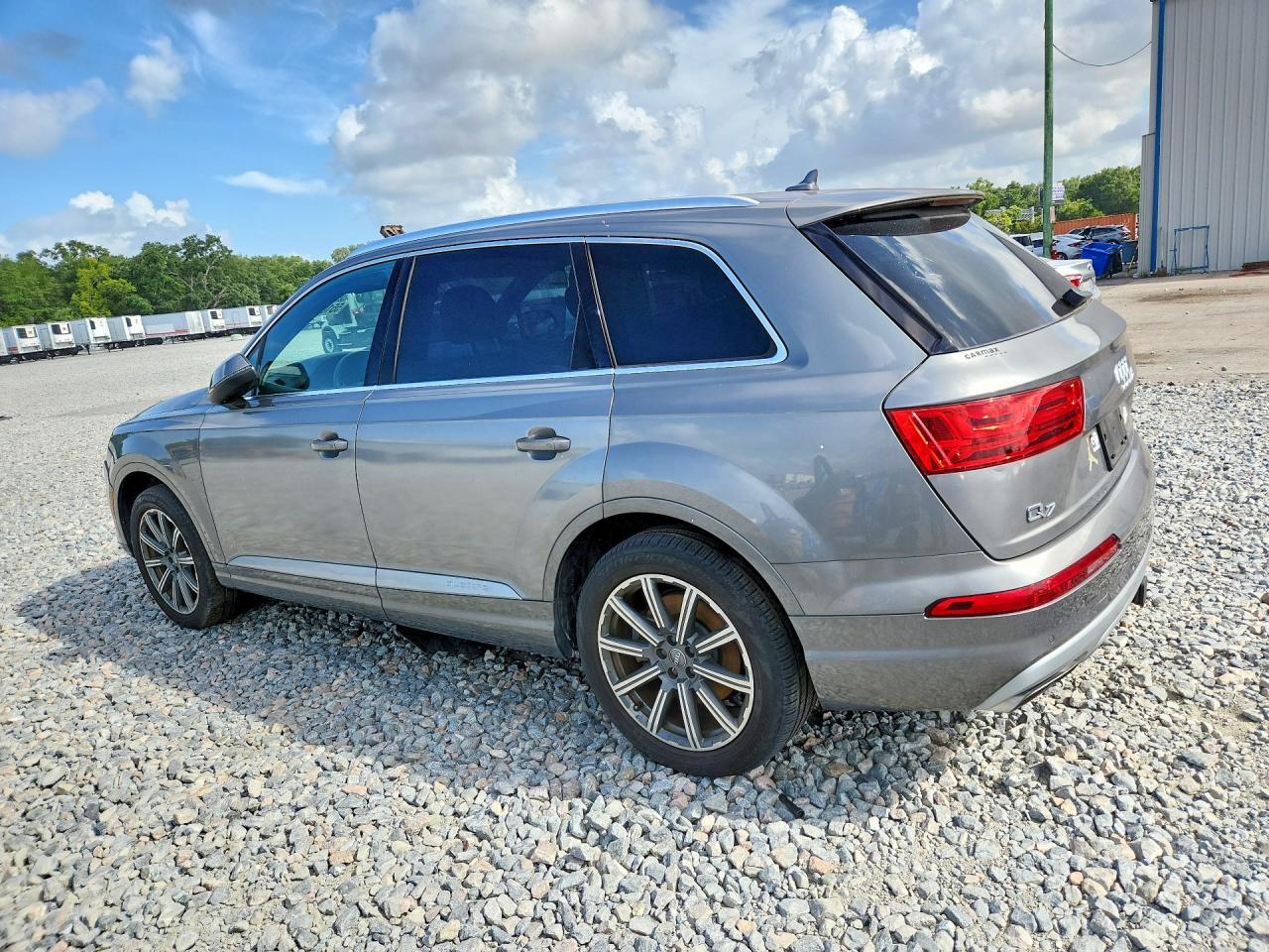 2017 AUDI Q7 PREMIUM PLUS — Фото 2 из 13