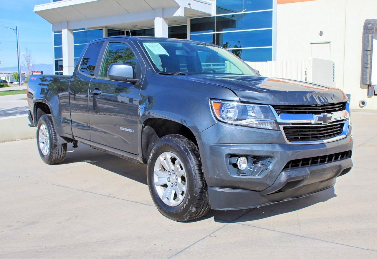2017 CHEVROLET COLORADO LT