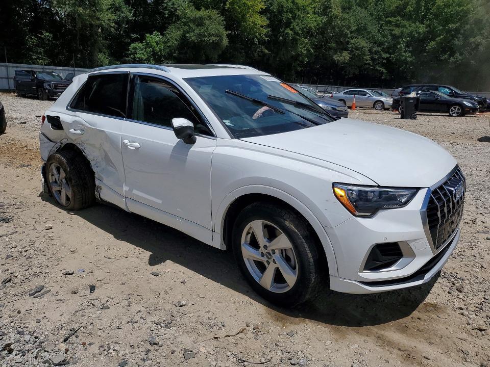 2021 AUDI Q3 PREMIUM 40 — Фото 4 из 13