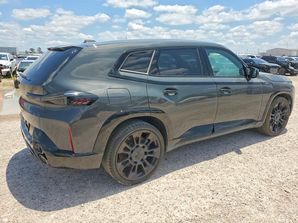 2025 BMW XM — Фото 3 из 13