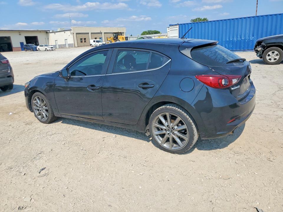 2018 MAZDA 3 TOURING — Фото 2 из 13