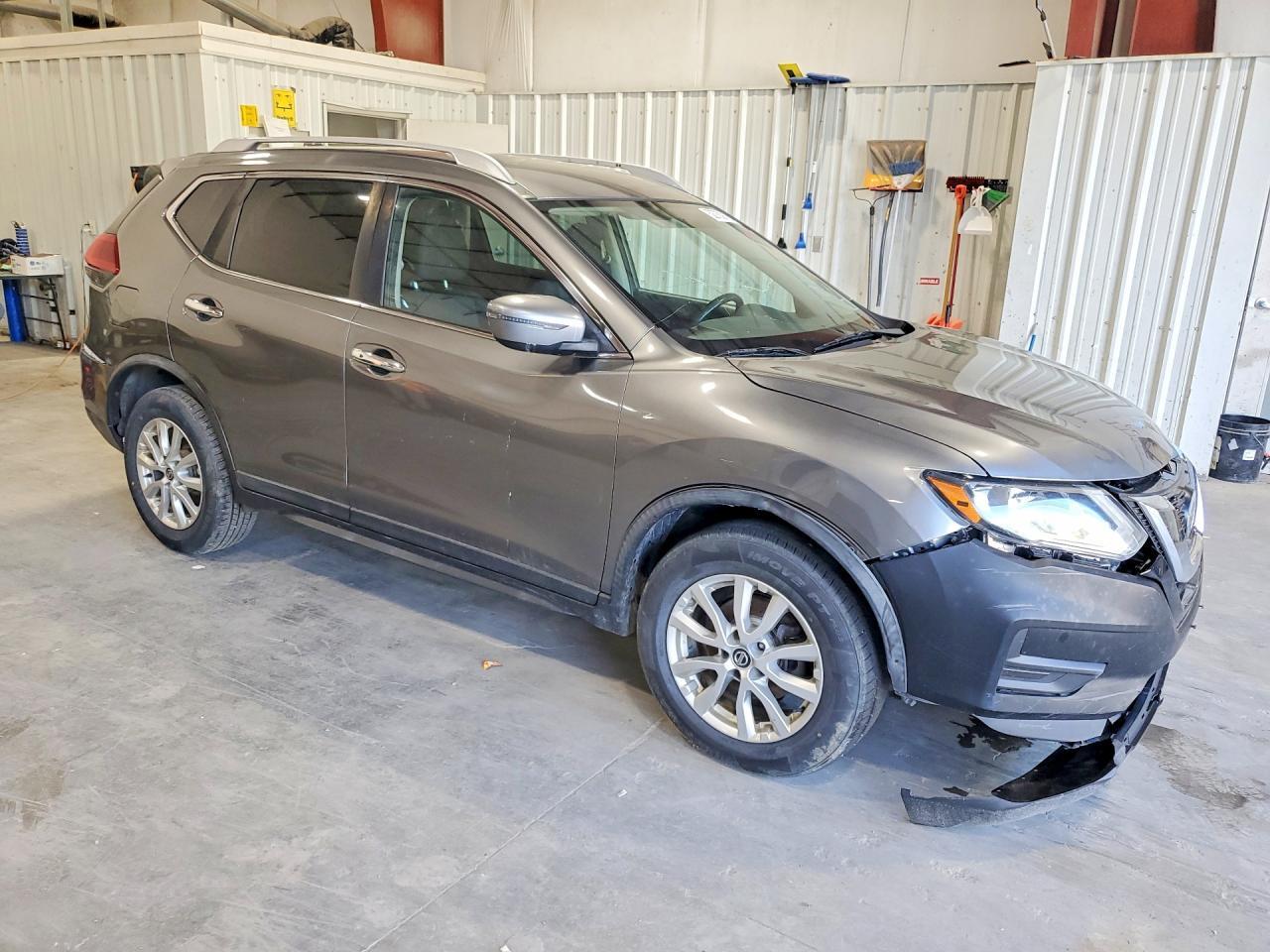 2018 NISSAN ROGUE SV — Фото 4 из 13