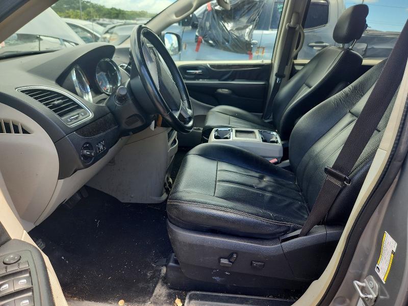 2016 CHRYSLER TOWN & COUNTRY TOURING — Фото 7 из 13