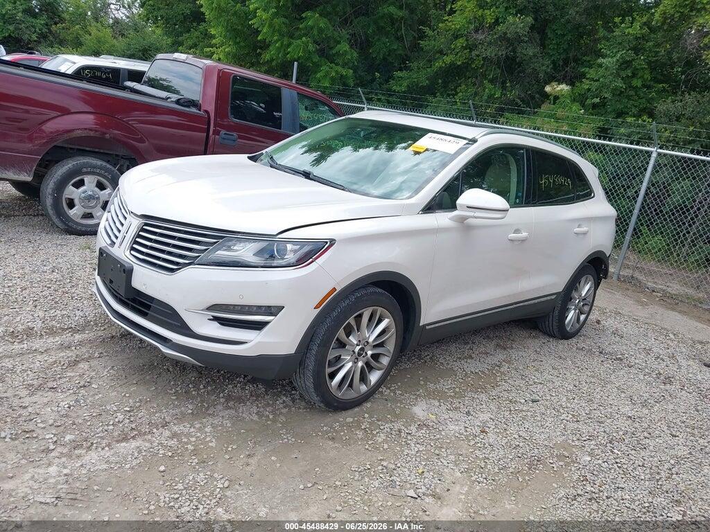 5LMCJ3C96HUL19390 2017 LINCOLN MKC photo no. 2