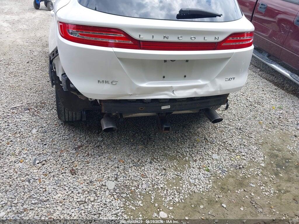 5LMCJ3C96HUL19390 2017 LINCOLN MKC photo no. 6