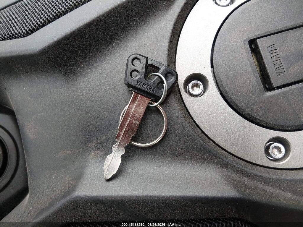 JYARN94E3RA001732 2024 YAMAHA MT09 photo no. 11