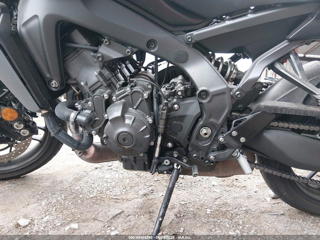 JYARN94E3RA001732 2024 YAMAHA MT09 photo no. 9
