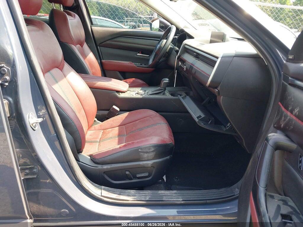 7MMVAADW8SN106225 2025 MAZDA CX-50 HYBRID photo no. 5