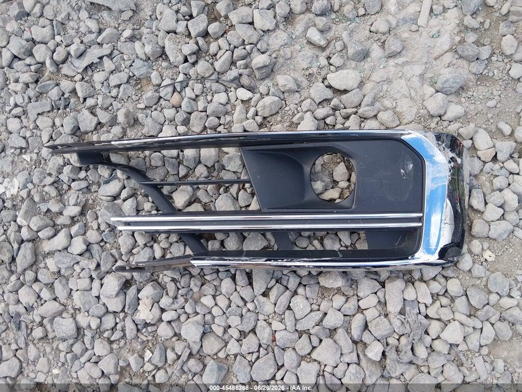 WAU8DAF84KN015243 2019 AUDI A8 L photo no. 12
