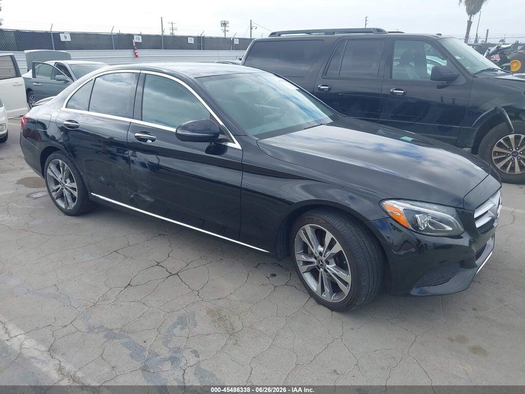 55SWF4JB7HU230114 2017 MERCEDES-BENZ C 300 photo no. 1