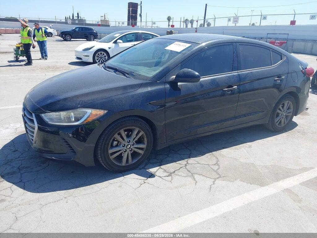 5NPD84LF4JH214821 2018 HYUNDAI ELANTRA photo no. 2