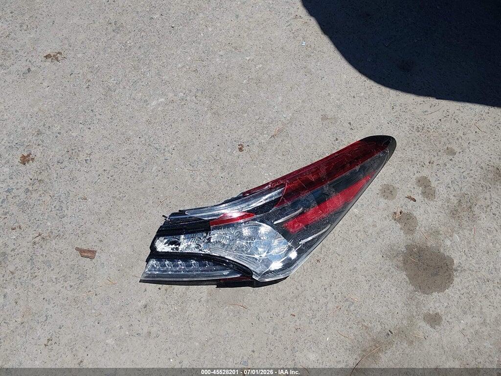 4T1K31AK3NU576473 2022 TOYOTA CAMRY photo no. 12