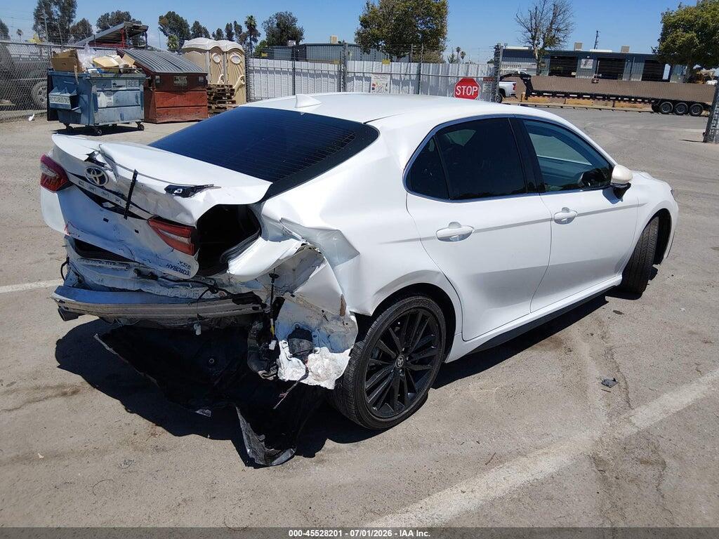 4T1K31AK3NU576473 2022 TOYOTA CAMRY photo no. 4
