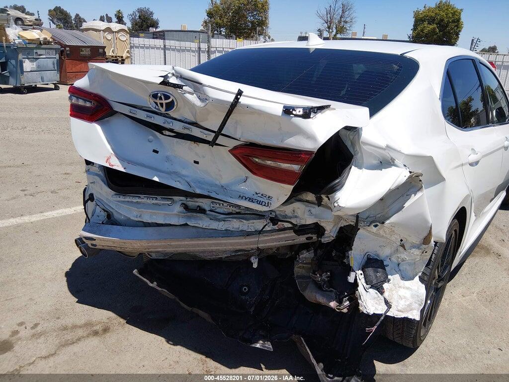 4T1K31AK3NU576473 2022 TOYOTA CAMRY photo no. 6