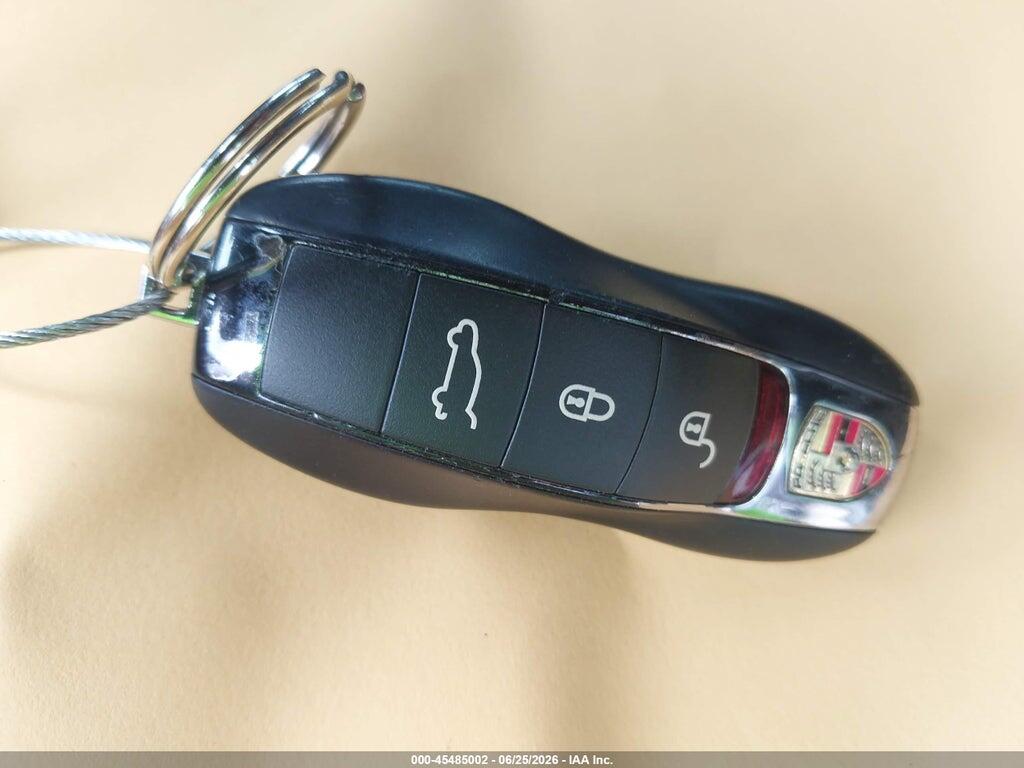 WP1AA2A24JKA01069 2018 PORSCHE CAYENNE photo no. 11