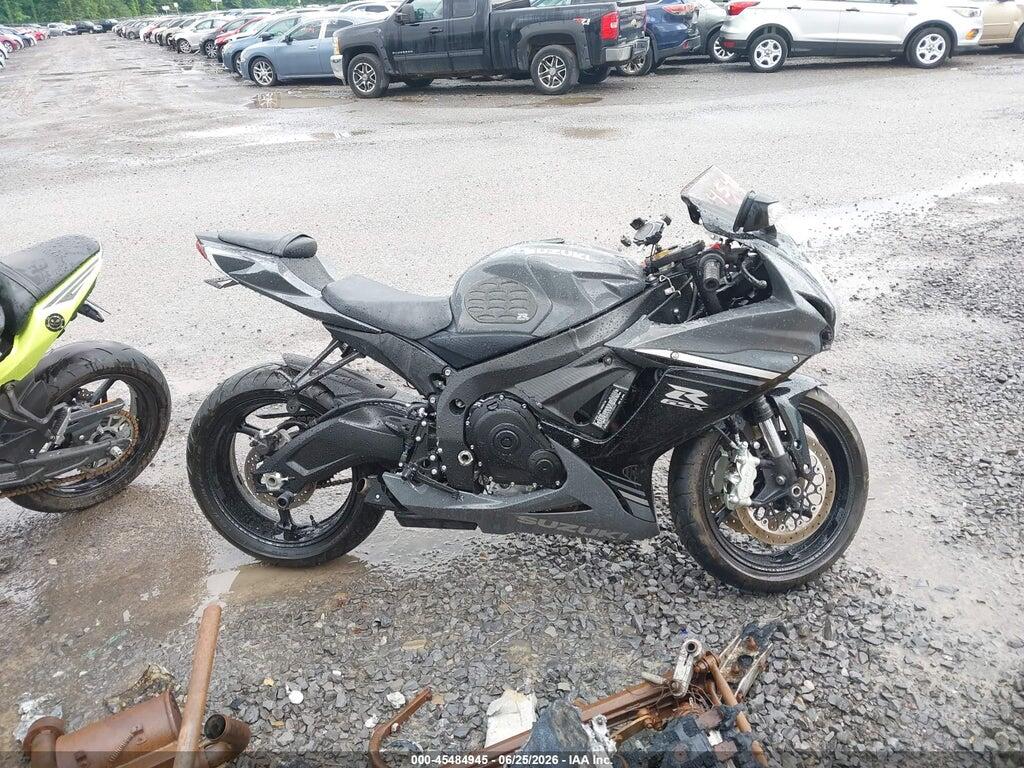 JS1GN7FA7S7100643 2025 SUZUKI GSX-R600 photo no. 11