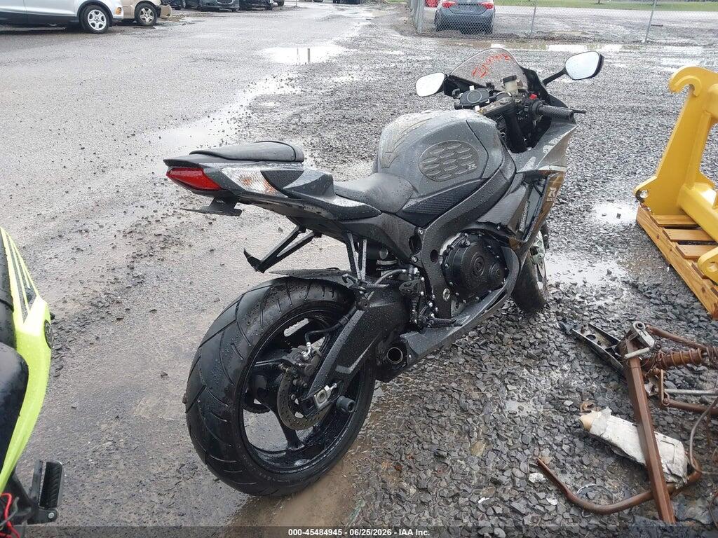 JS1GN7FA7S7100643 2025 SUZUKI GSX-R600 photo no. 4