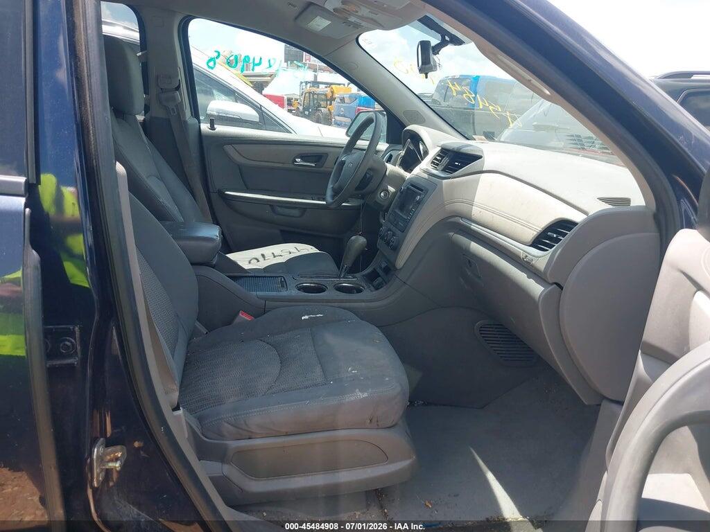 1GNKRFED4GJ207614 2016 CHEVROLET TRAVERSE photo no. 5