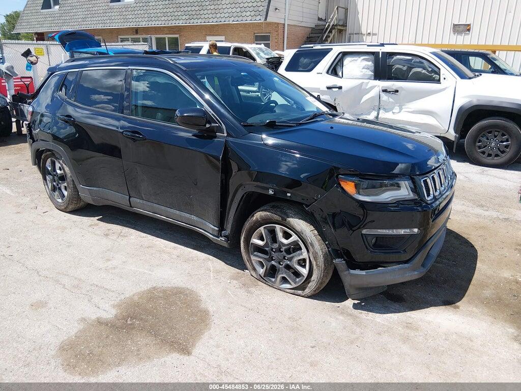 3C4NJCBB6JT304683 2018 JEEP COMPASS photo no. 1