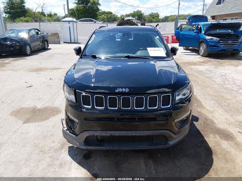 3C4NJCBB6JT304683 2018 JEEP COMPASS photo no. 12