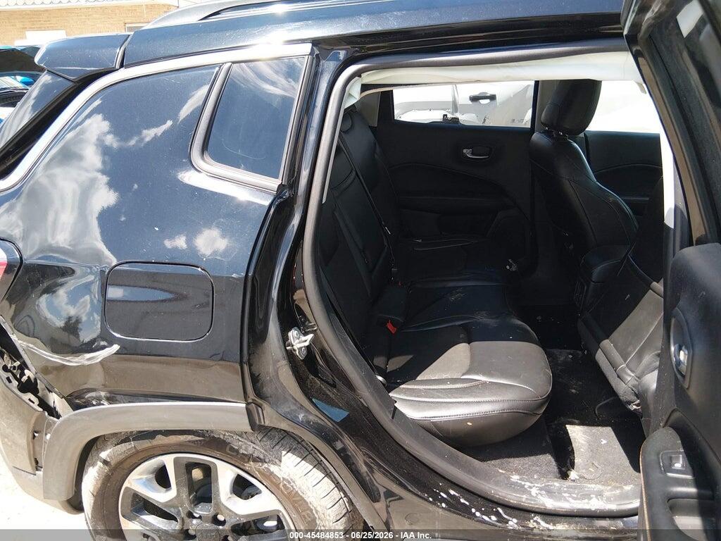 3C4NJCBB6JT304683 2018 JEEP COMPASS photo no. 8