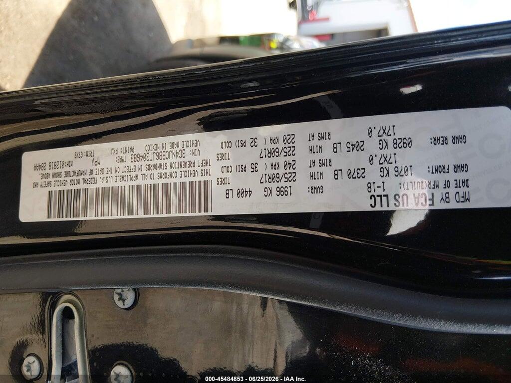 3C4NJCBB6JT304683 2018 JEEP COMPASS photo no. 9