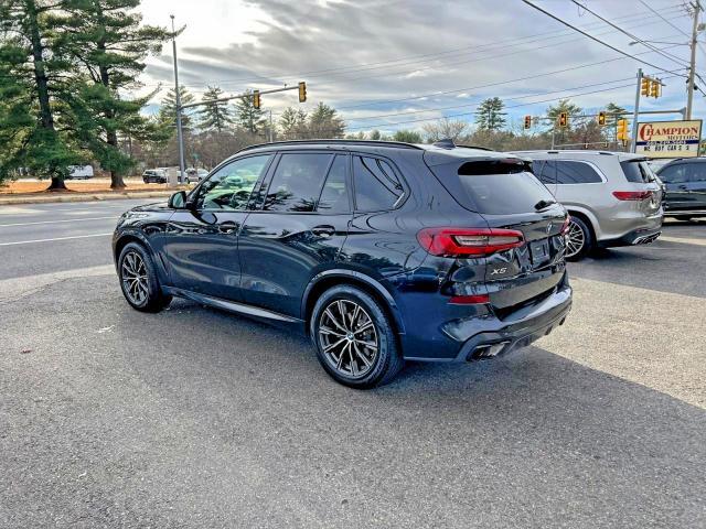 2021 BMW X5 XDRIVE40I — Фото 3 из 10