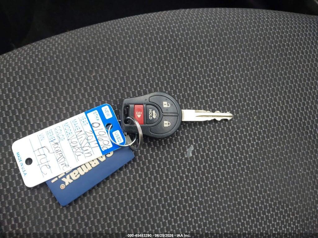 3N1CN7AP8HL821657 2017 NISSAN VERSA photo no. 11