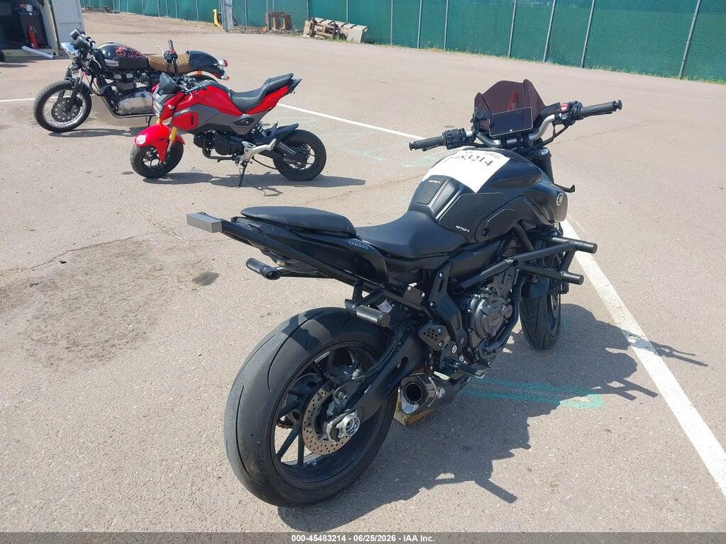 JYARM32E8RA011370 2024 YAMAHA MT07 photo no. 4
