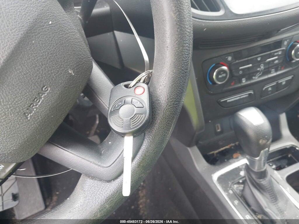 1FMCU0GD4HUD92944 2017 FORD ESCAPE photo no. 11