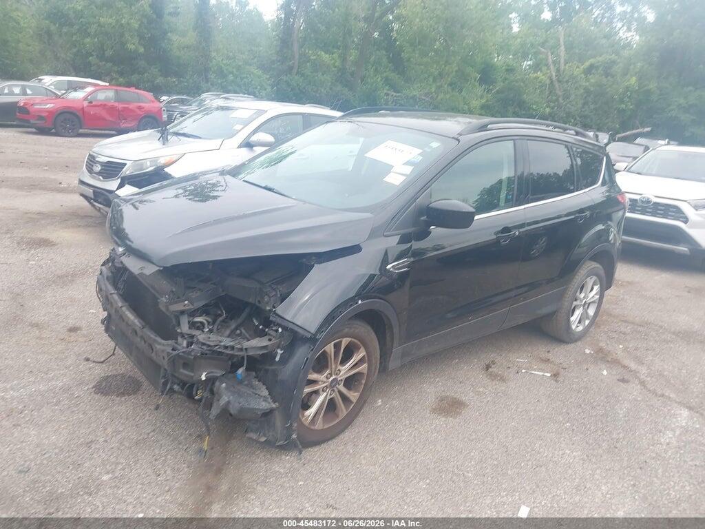 1FMCU0GD4HUD92944 2017 FORD ESCAPE photo no. 2