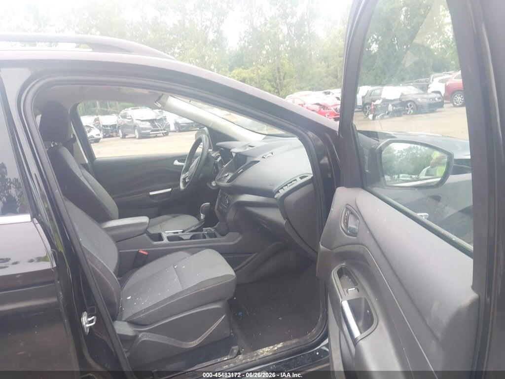 1FMCU0GD4HUD92944 2017 FORD ESCAPE photo no. 5