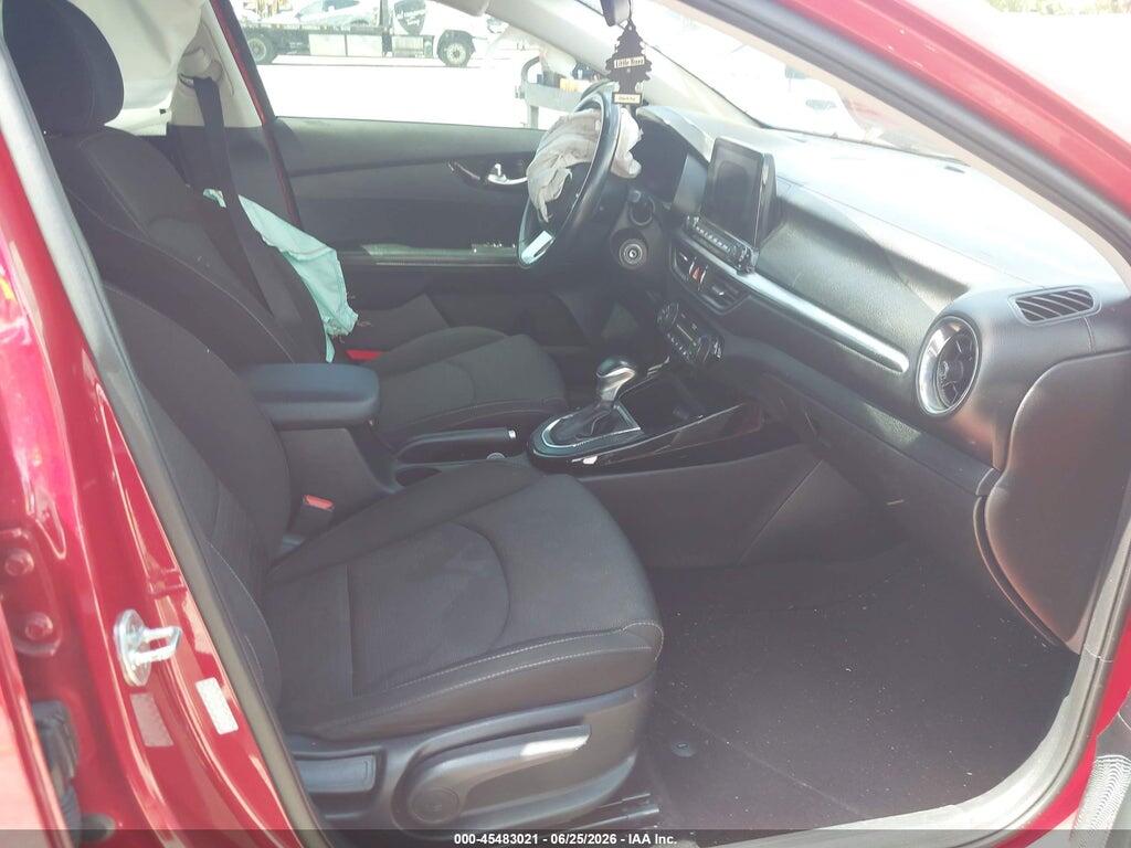 3KPF34AD0KE118182 2019 KIA FORTE photo no. 5