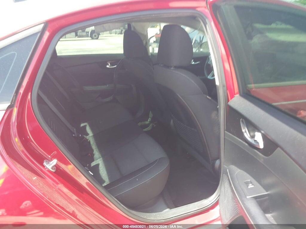3KPF34AD0KE118182 2019 KIA FORTE photo no. 8