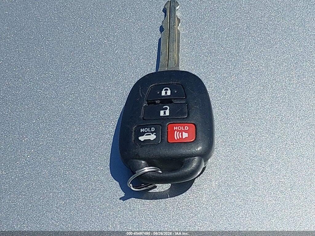 4T1BF1FK3GU117978 2016 TOYOTA CAMRY photo no. 11