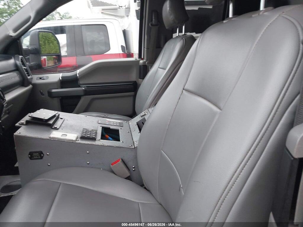 1FD0X5HT9HED73068 2017 FORD F-550 CHASSIS photo no. 6