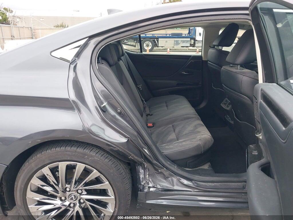 58AEA1C15SU069022 2025 LEXUS ES 300H photo no. 8