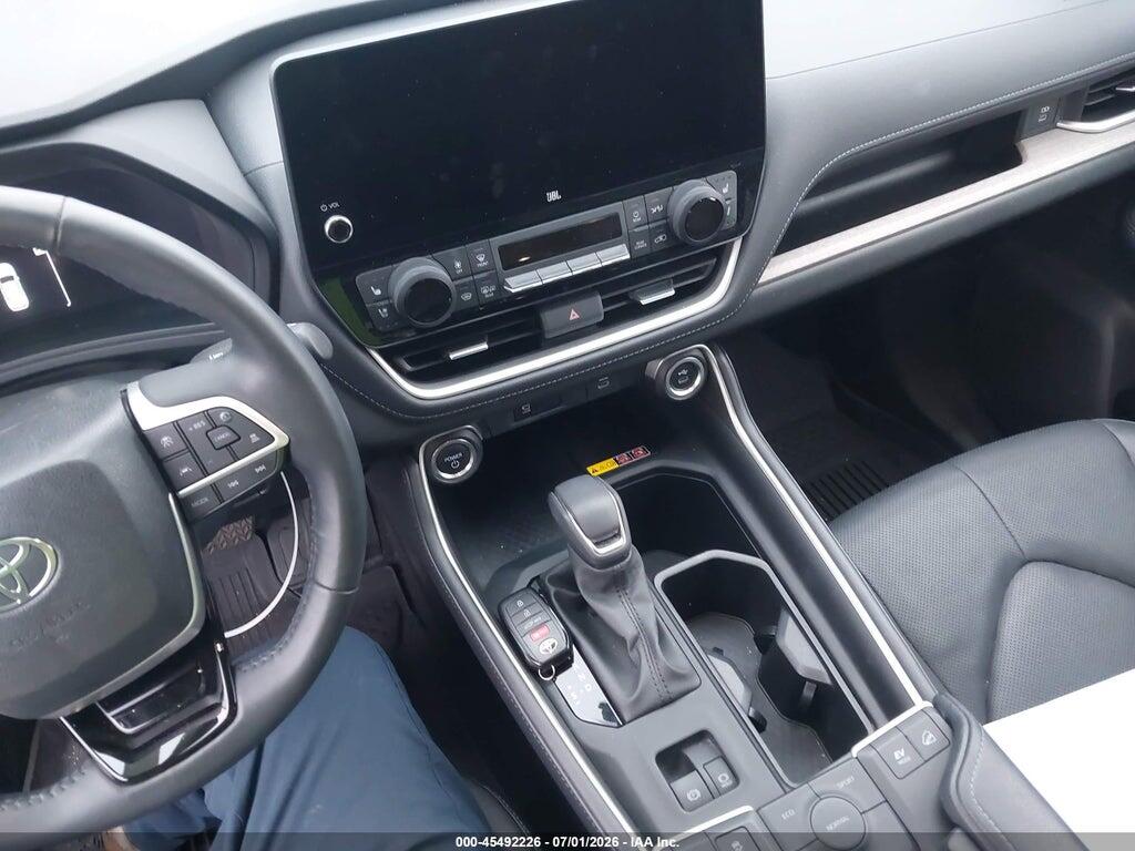 5TDACAB56RS004641 2024 TOYOTA GRAND HIGHLANDER photo no. 11