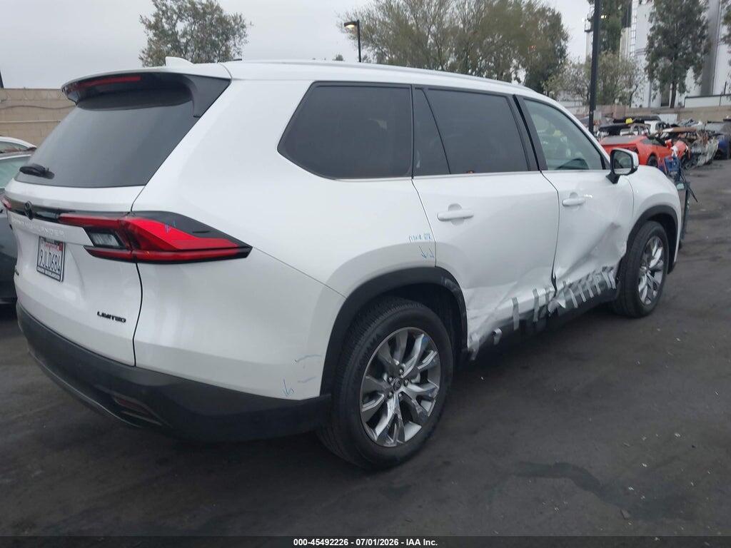 5TDACAB56RS004641 2024 TOYOTA GRAND HIGHLANDER photo no. 4