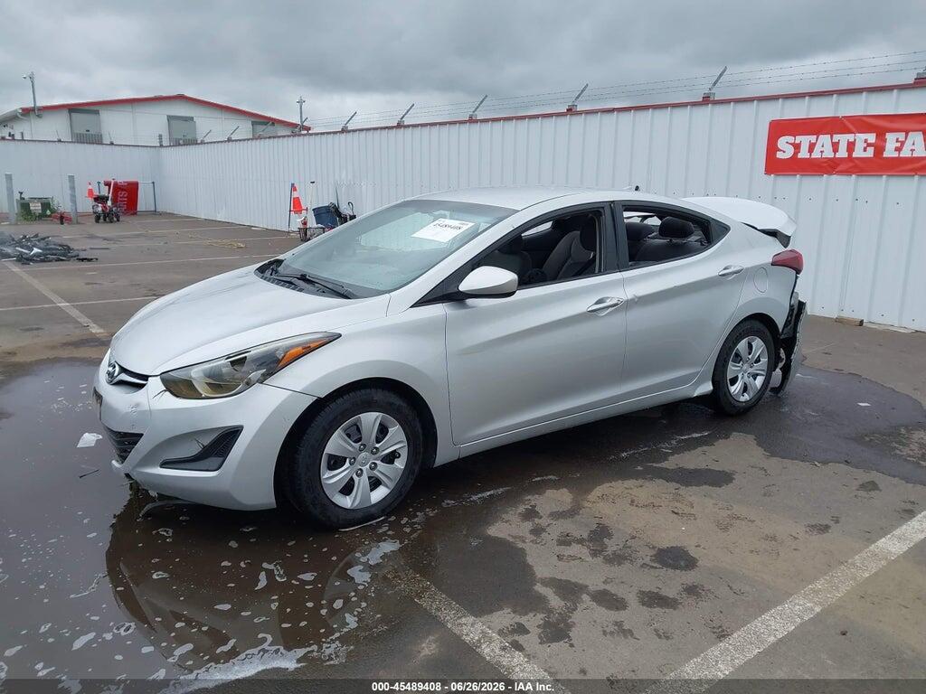 5NPDH4AE1GH662856 2016 HYUNDAI ELANTRA photo no. 2